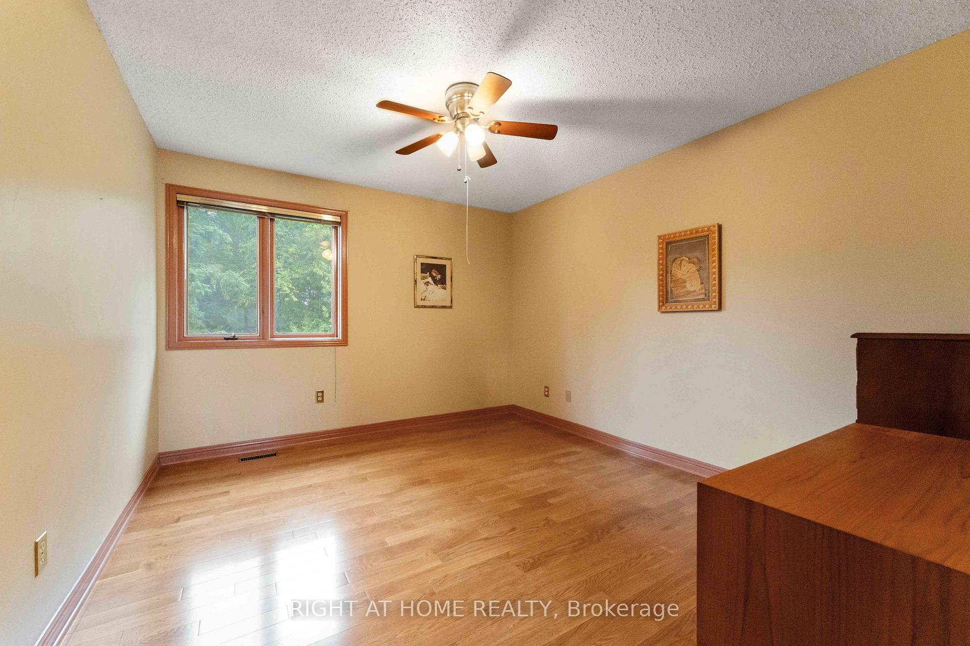Photo 31 of 2 Muirfield Gardens, Ottawa, Cedar Hill/Orchard Estates — HOMEH