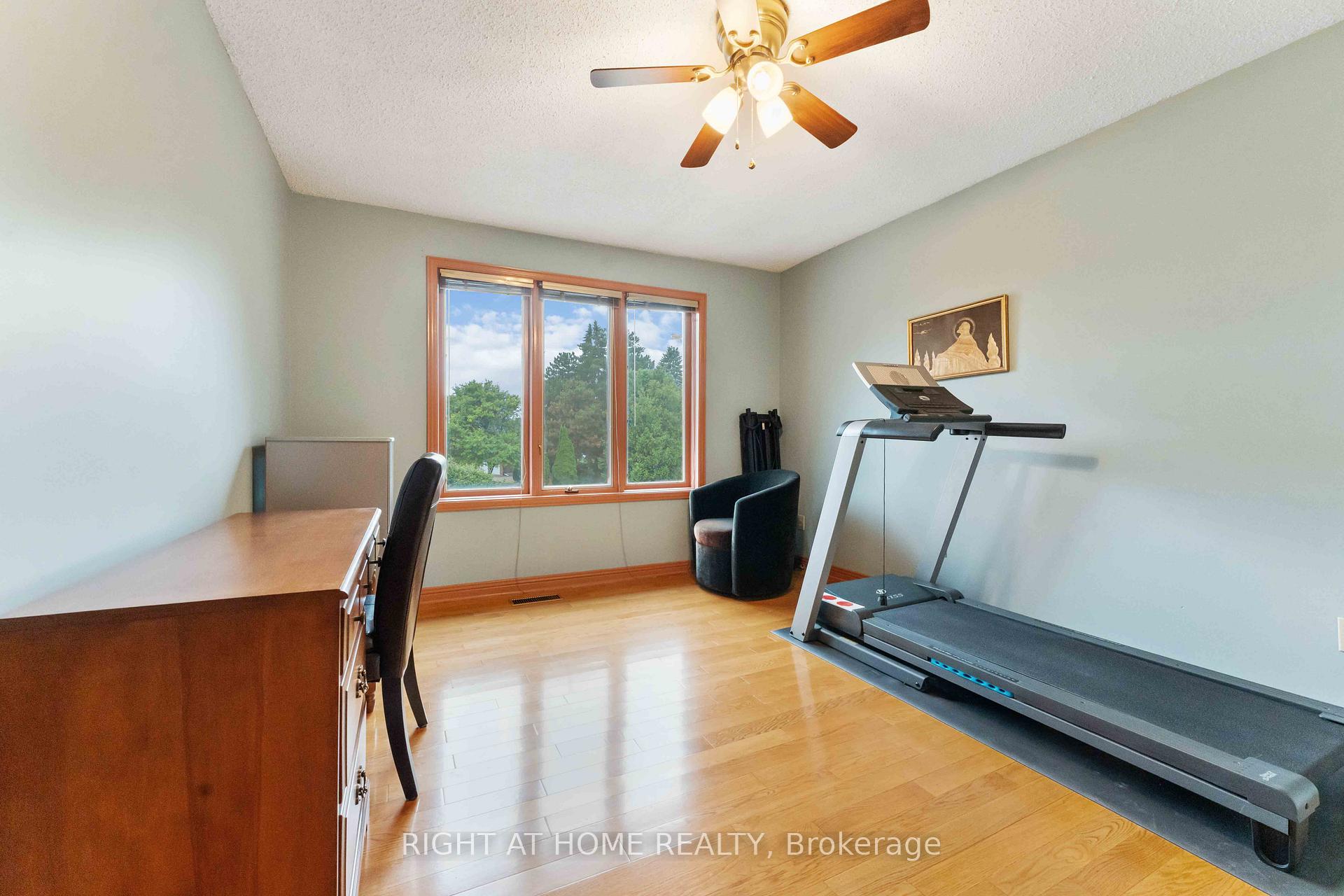 Photo 28 of 2 Muirfield Gardens, Ottawa, Cedar Hill/Orchard Estates — HOMEH