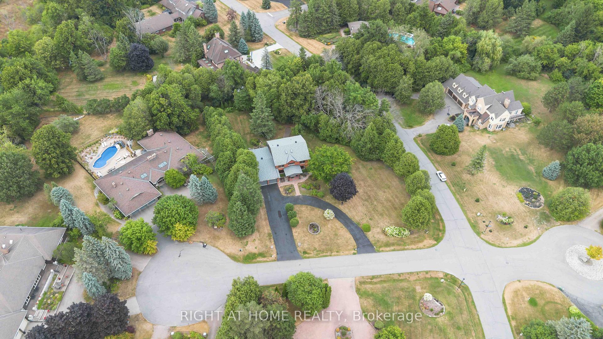 Photo 43 of 2 Muirfield Gardens, Ottawa, Cedar Hill/Orchard Estates — HOMEH
