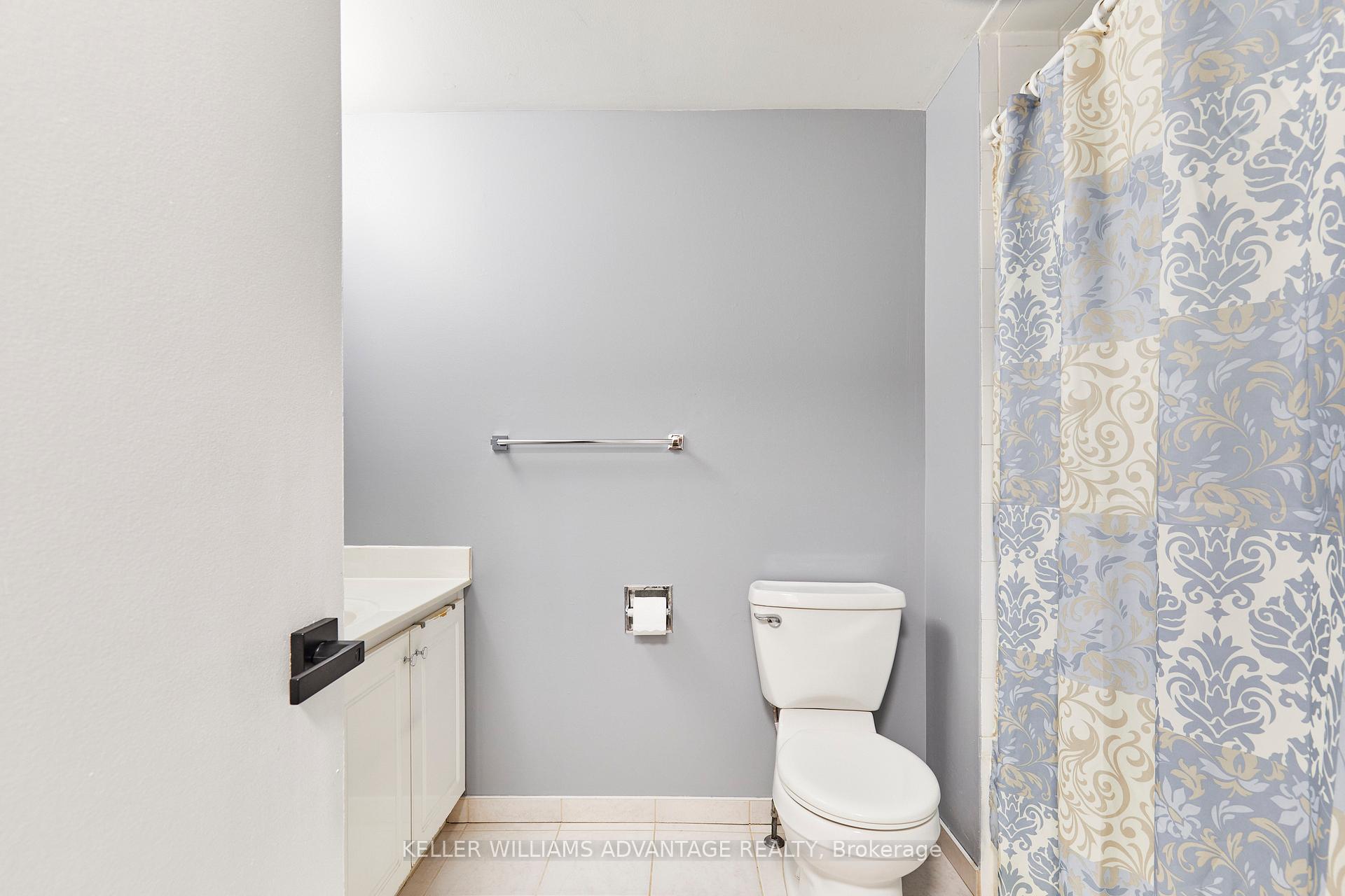 Photo 14 of Unit Unit A, 23 Parsell Square, Scarborough, Malvern — HOMEH