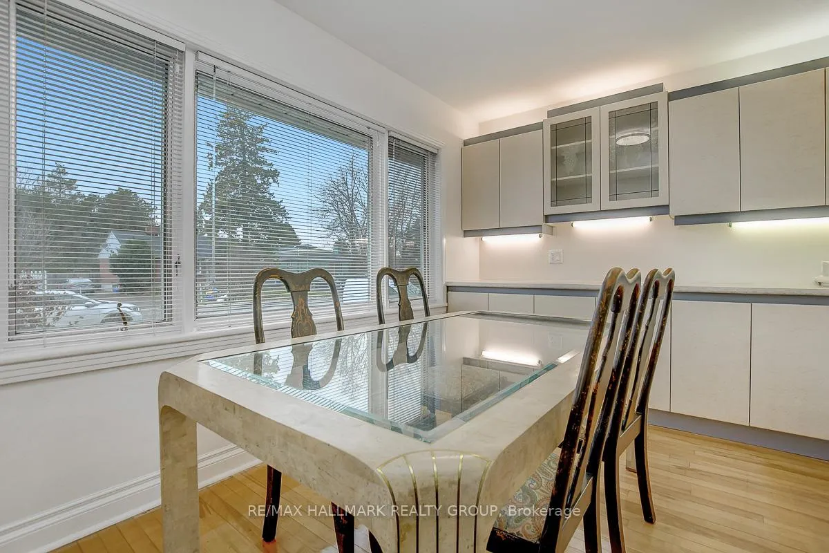 Photo 5 of 13 Dunham Street, Ottawa, Cardinal Heights — HOMEH