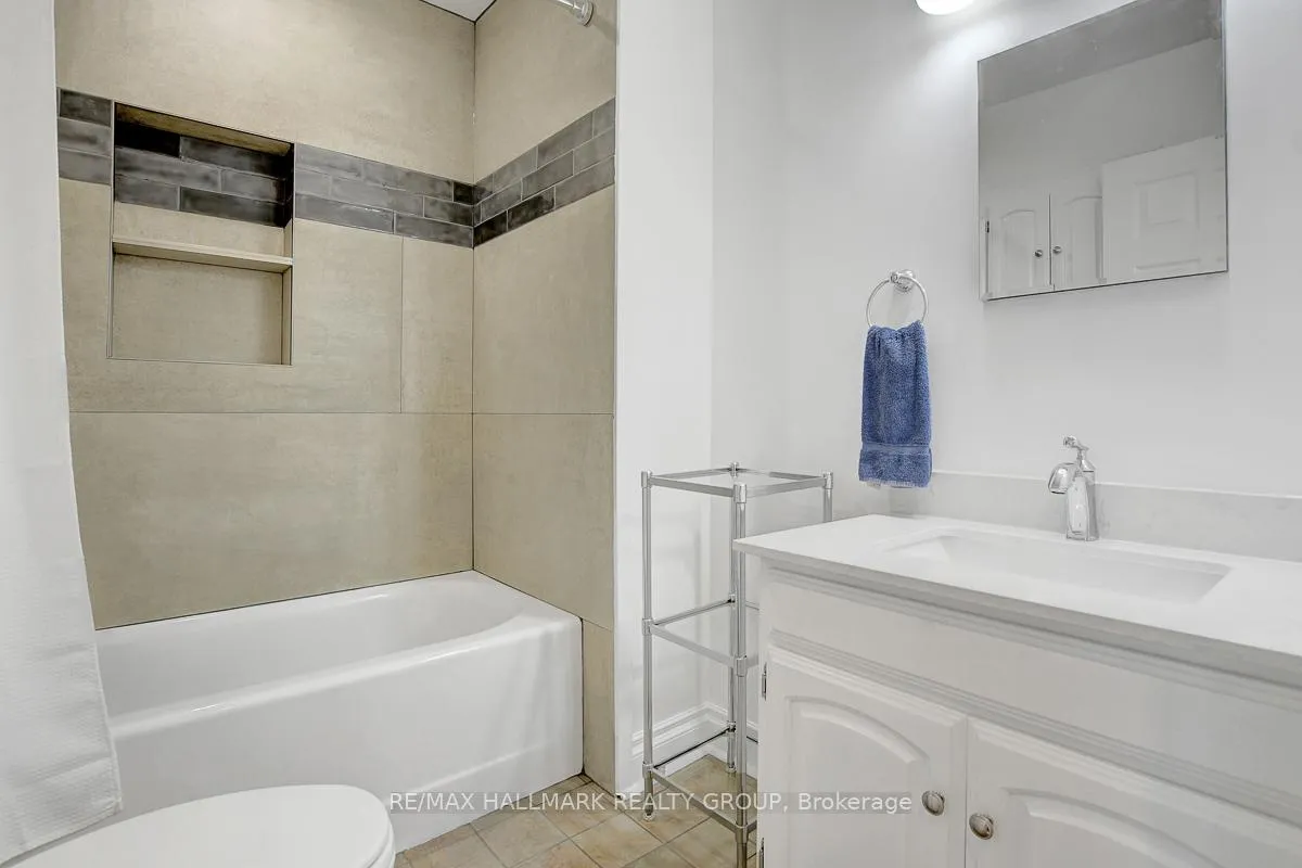 Photo 17 of 13 Dunham Street, Ottawa, Cardinal Heights — HOMEH
