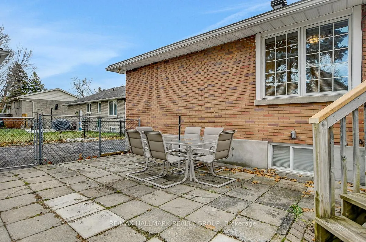 Photo 41 of 13 Dunham Street, Ottawa, Cardinal Heights — HOMEH