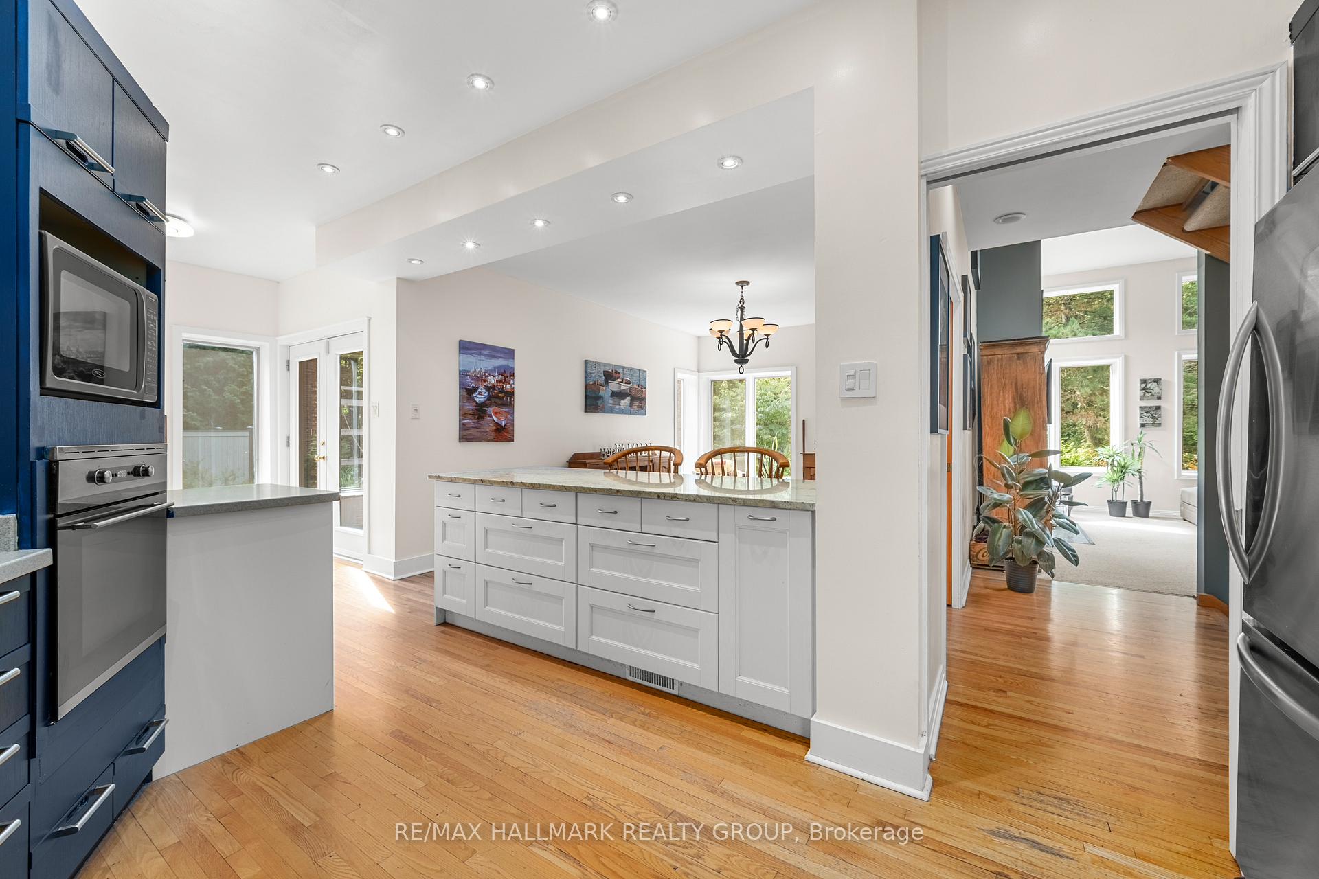 Photo 20 of 4790 Massey Lane, Ottawa, Rothwell Heights — HOMEH