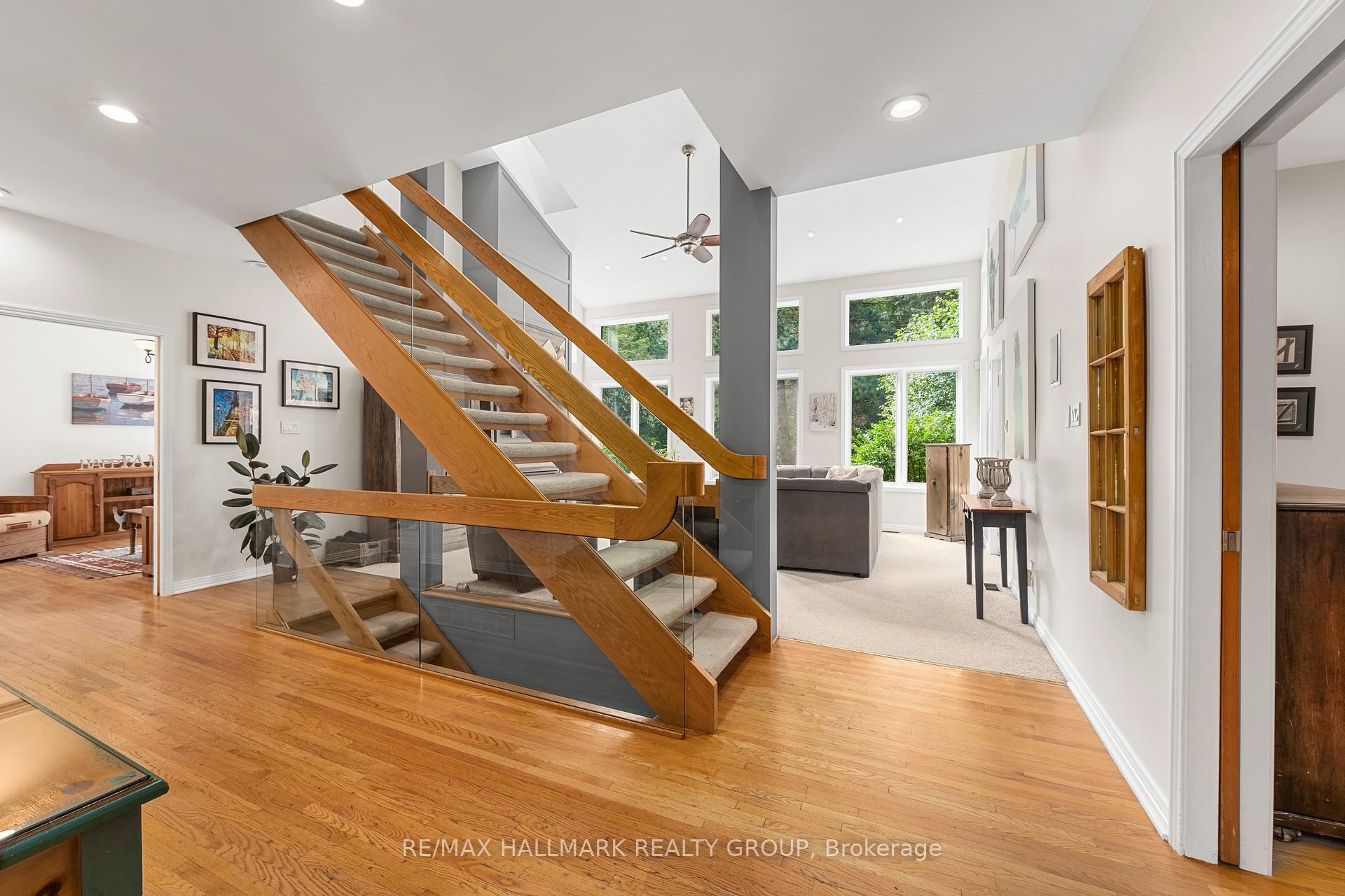 Photo 19 of 4790 Massey Lane, Ottawa, Rothwell Heights — HOMEH