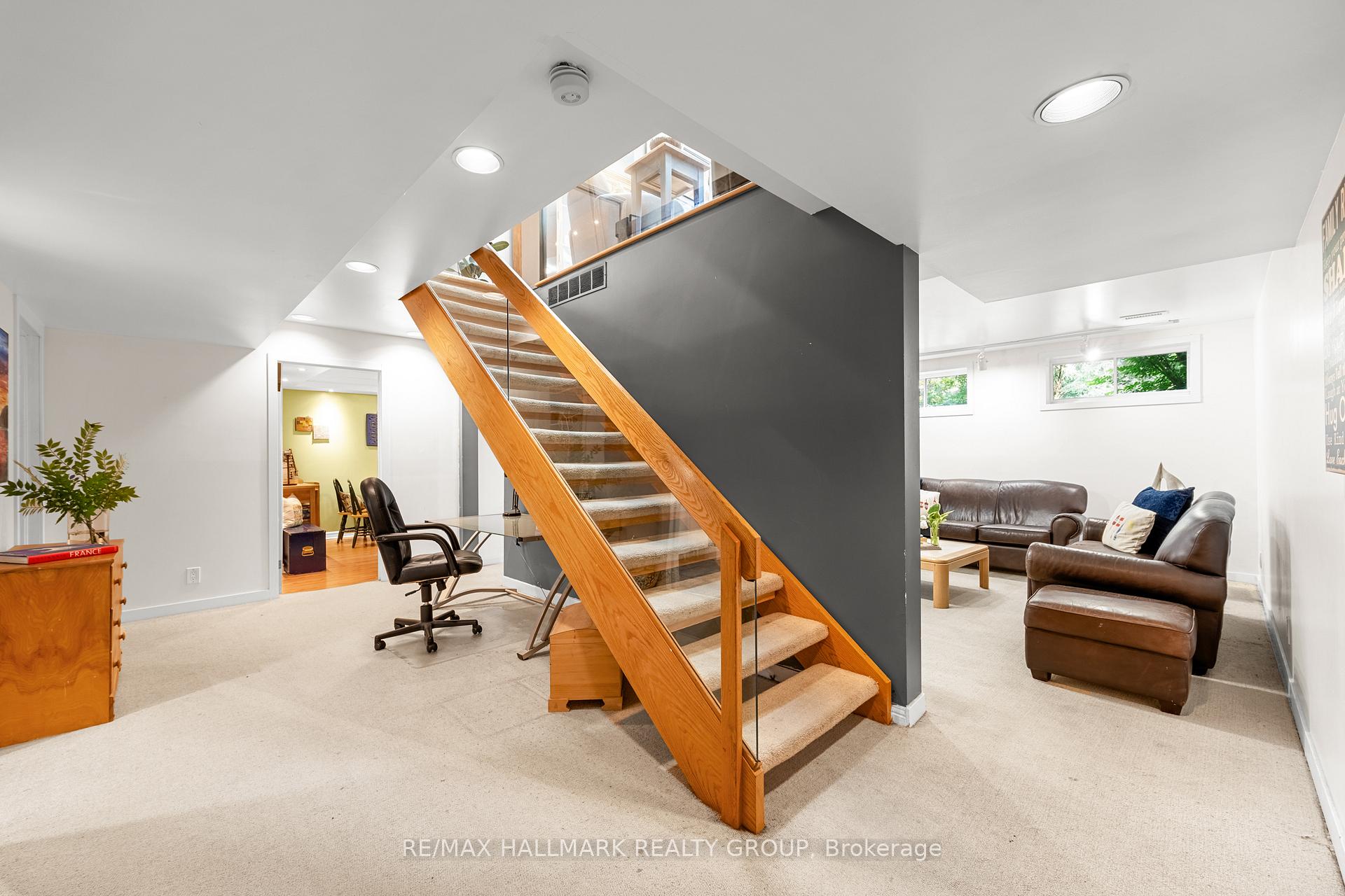 Photo 29 of 4790 Massey Lane, Ottawa, Rothwell Heights — HOMEH