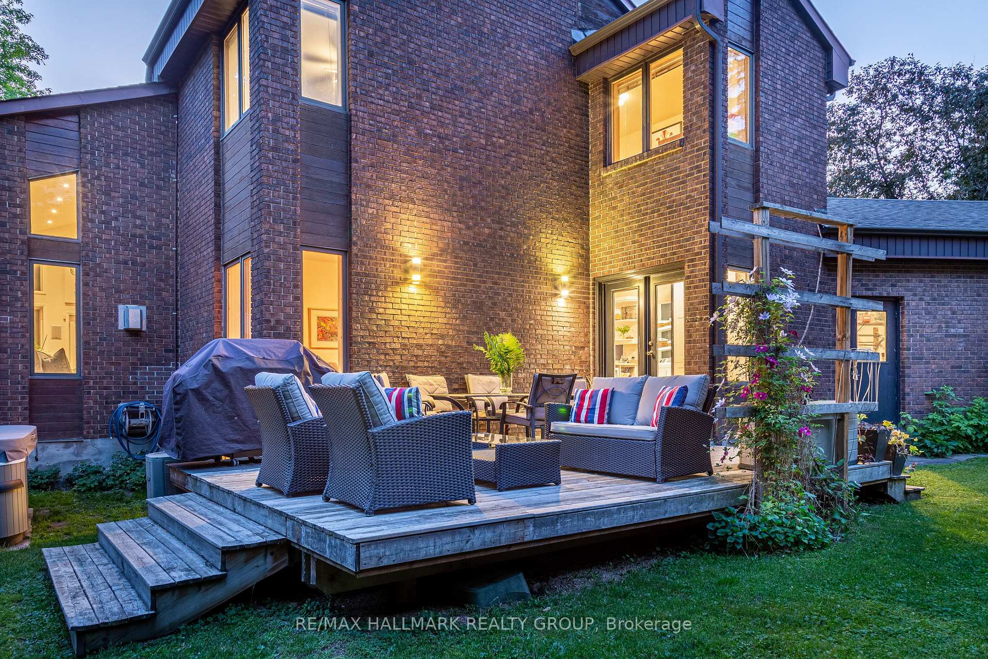 Photo 41 of 4790 Massey Lane, Ottawa, Rothwell Heights — HOMEH