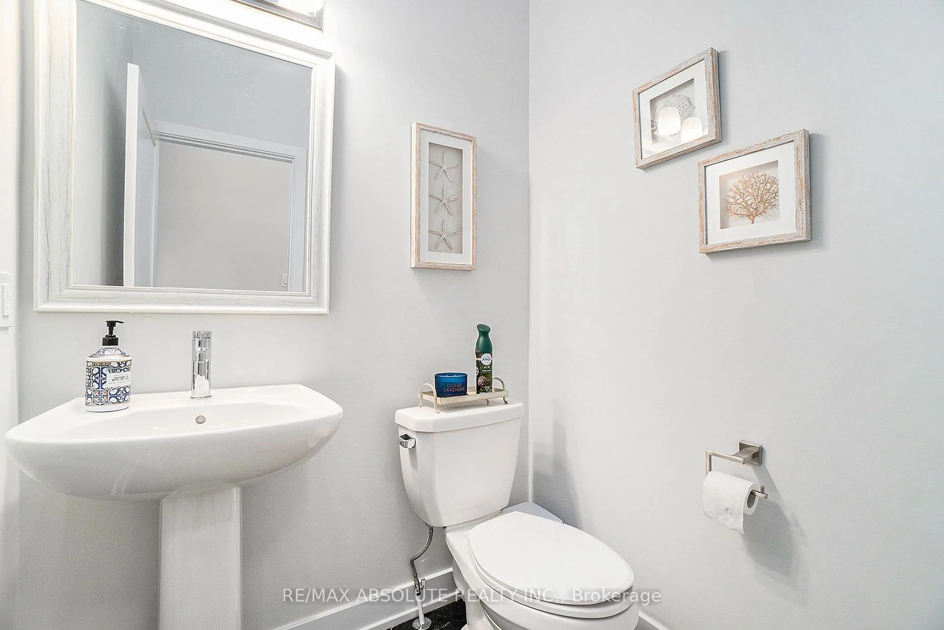 Photo 14 of 29 Mac Beattie Drive S, Arnprior — HOMEH