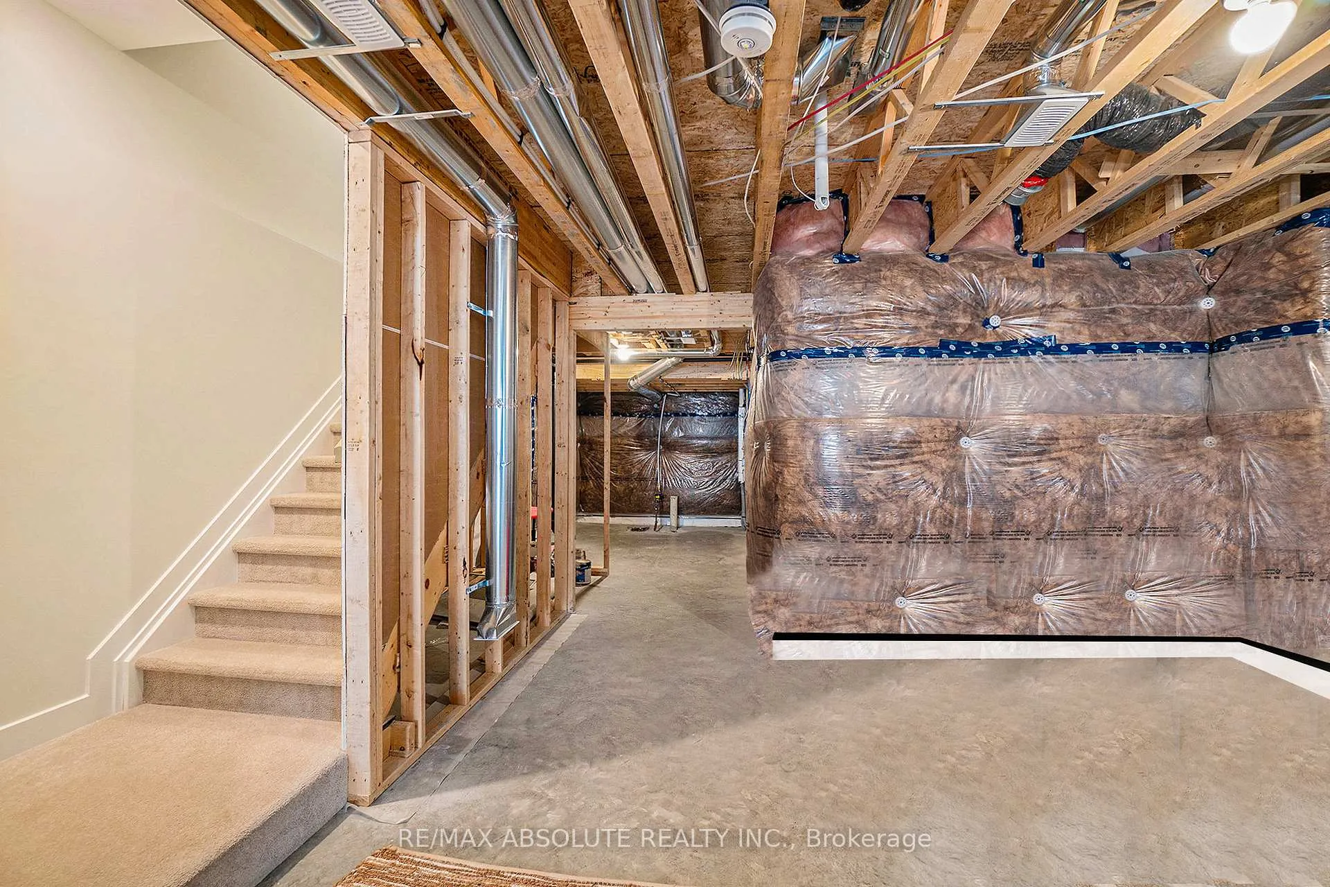 Photo 26 of 29 Mac Beattie Drive S, Arnprior — HOMEH