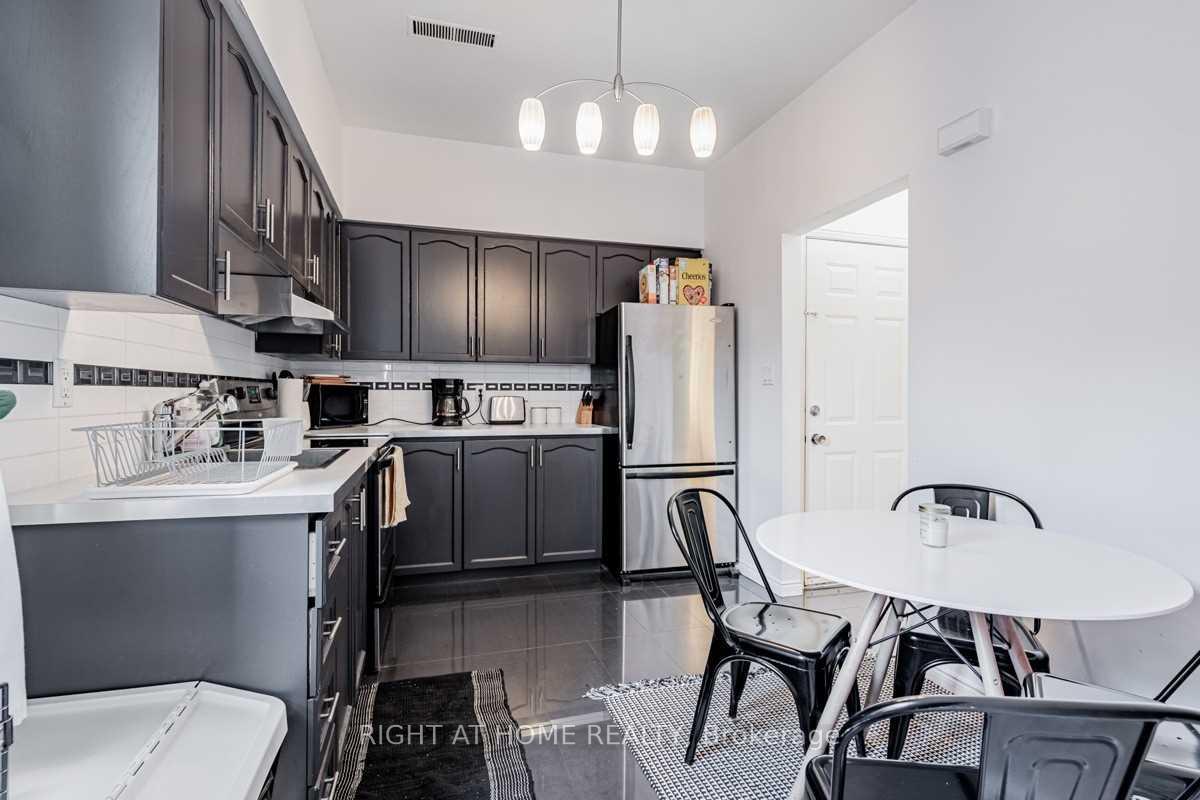 Photo 3 of Unit 2, 1069 College Street, Toronto, Little Portugal — HOMEH