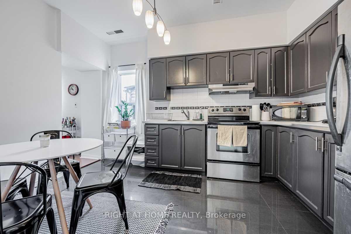 Photo 4 of Unit 2, 1069 College Street, Toronto, Little Portugal — HOMEH