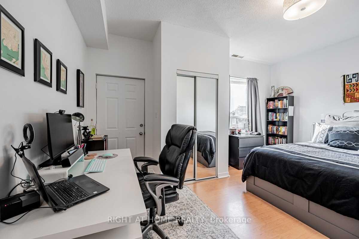 Photo 5 of Unit 2, 1069 College Street, Toronto, Little Portugal — HOMEH
