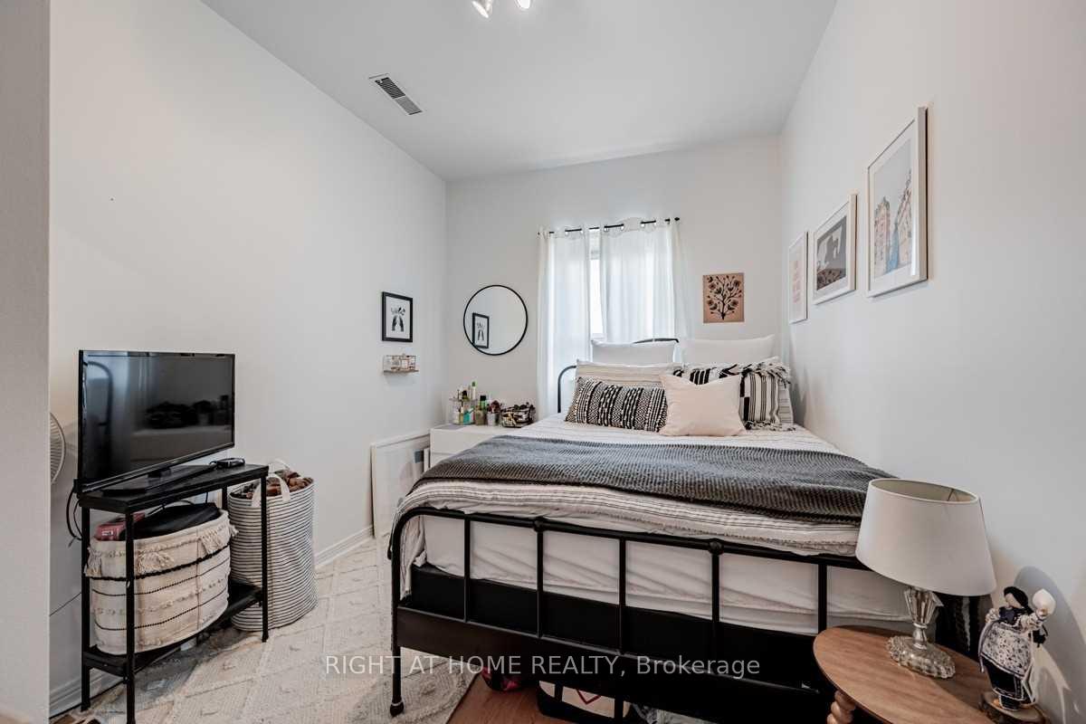 Photo 7 of Unit 2, 1069 College Street, Toronto, Little Portugal — HOMEH
