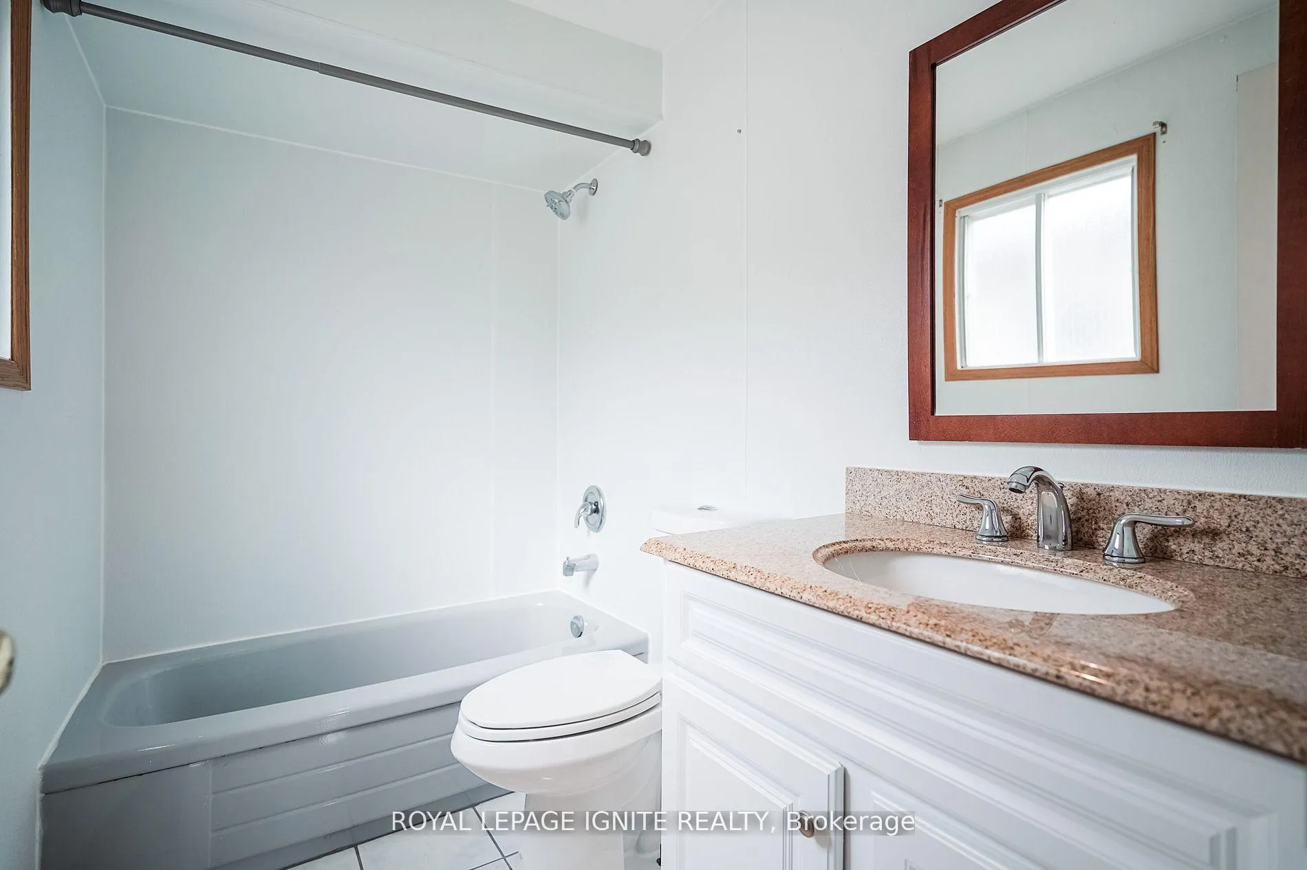 Photo 22 of Unit Main, 265 Wright Crescent, Ajax, Central — HOMEH