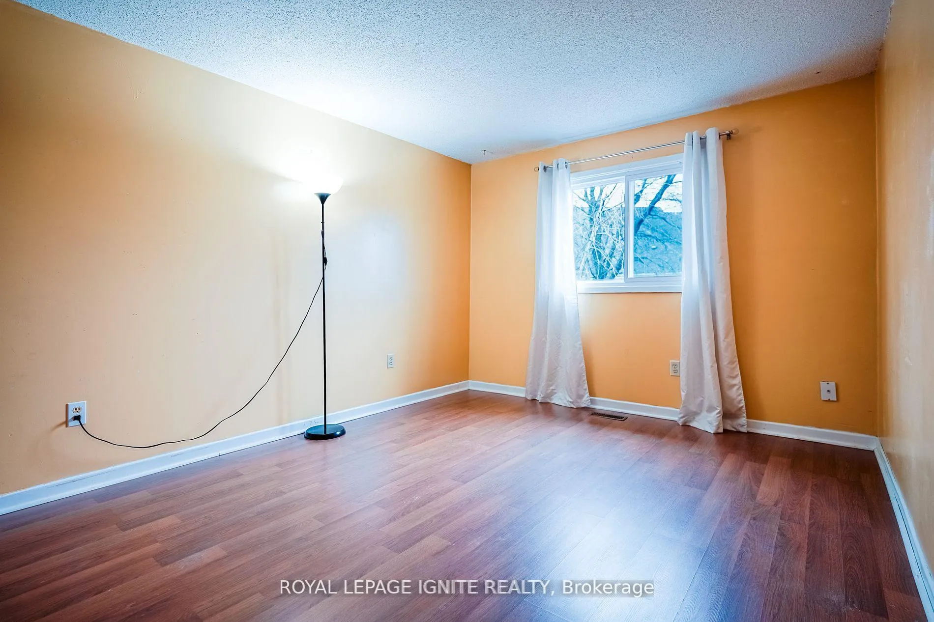 Photo 24 of Unit Main, 265 Wright Crescent, Ajax, Central — HOMEH