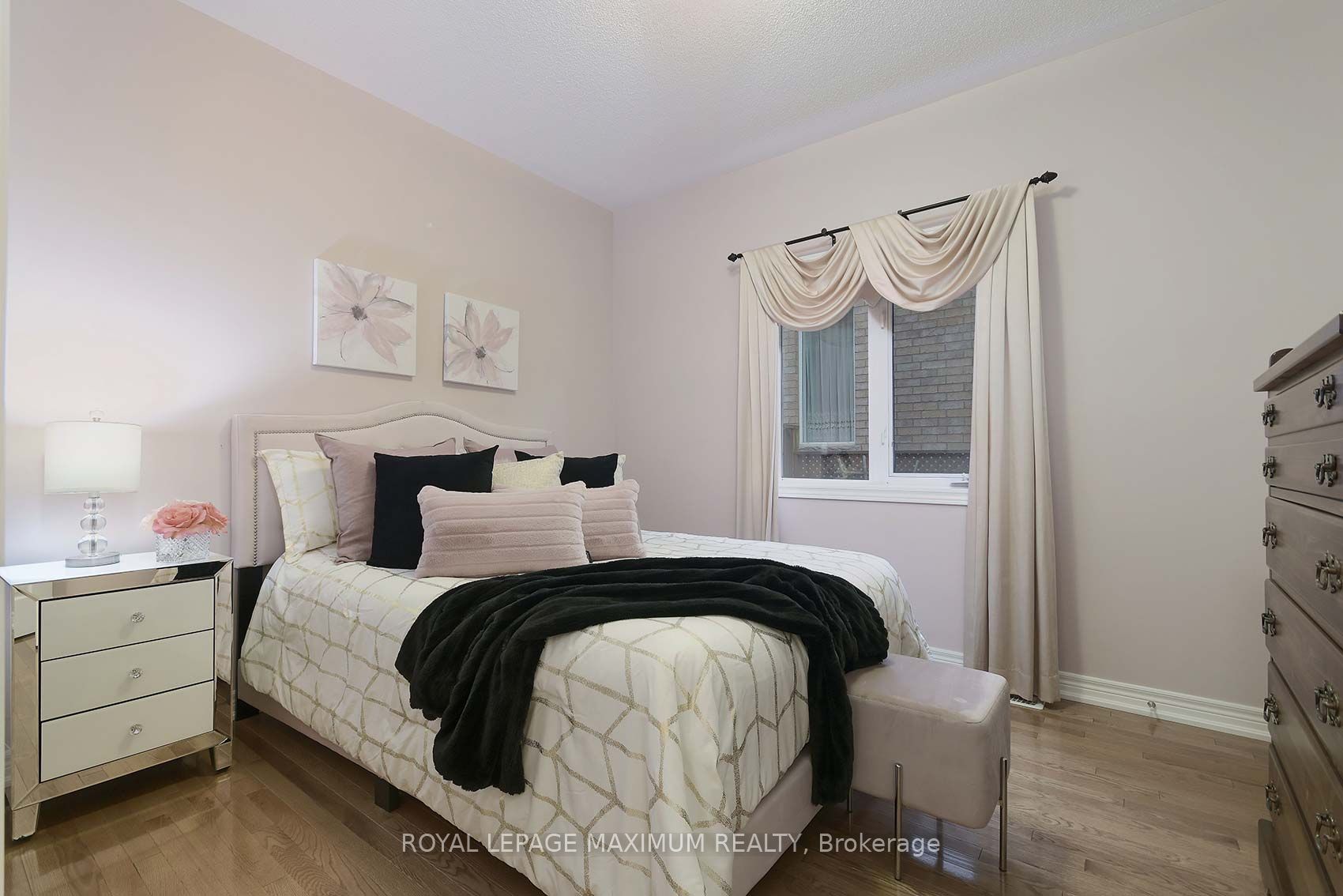 Photo 61 of 212 Ivy Glen Drive, Vaughan, Patterson — HOMEH