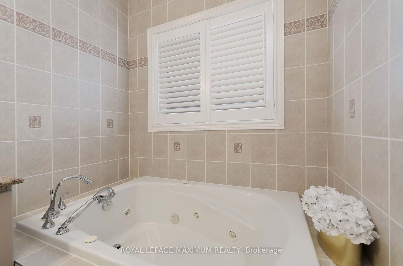 Photo 60 of 212 Ivy Glen Drive, Vaughan, Patterson — HOMEH