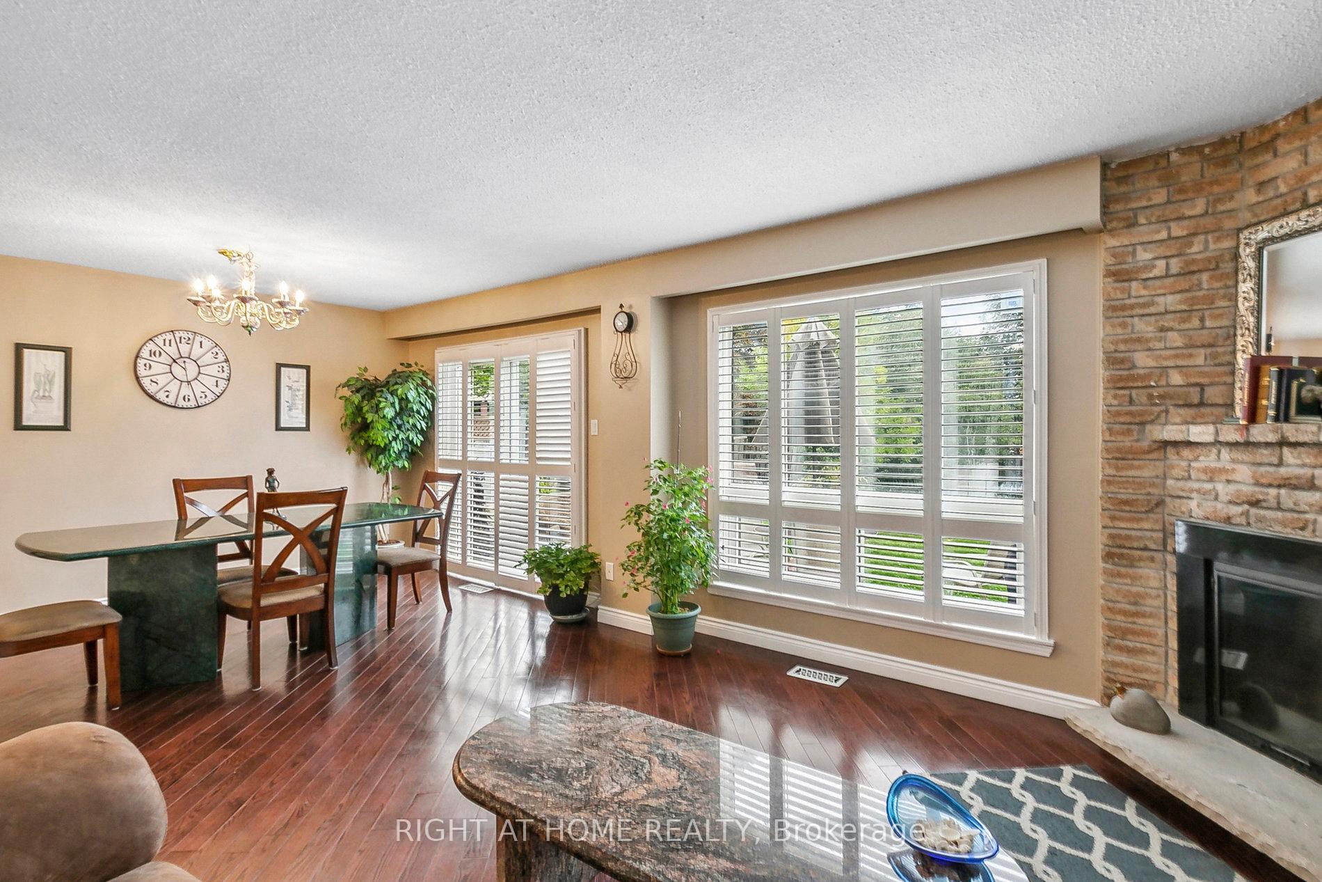 Photo 4 of 258 Braymore Boulevard, Scarborough, Rouge — HOMEH