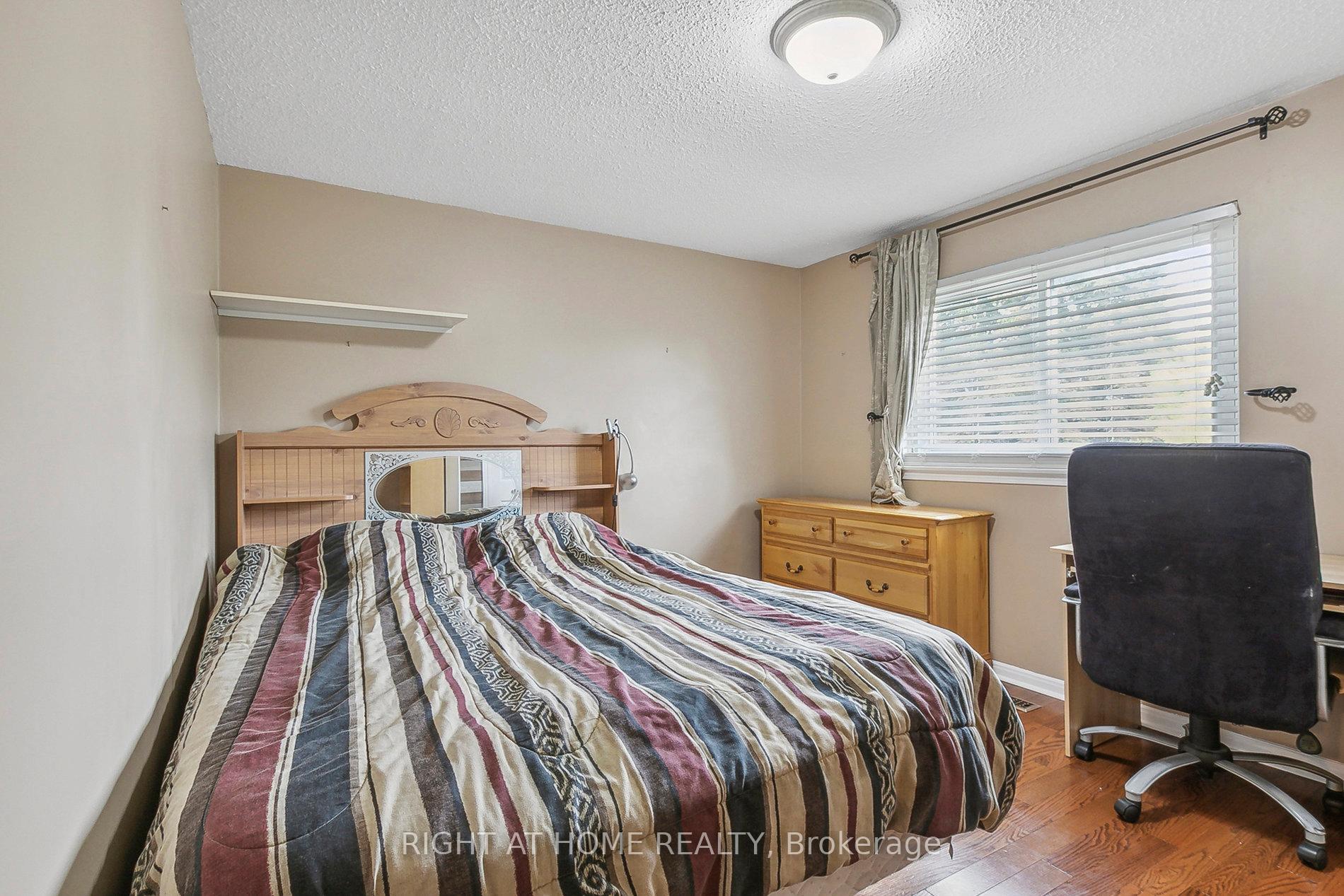 Photo 20 of 258 Braymore Boulevard, Scarborough, Rouge — HOMEH
