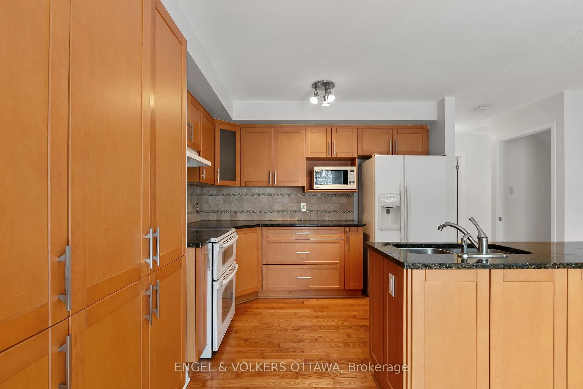 Photo 18 of 14 Gatesbury Street, Ottawa, Barrhaven - Longfields — HOMEH