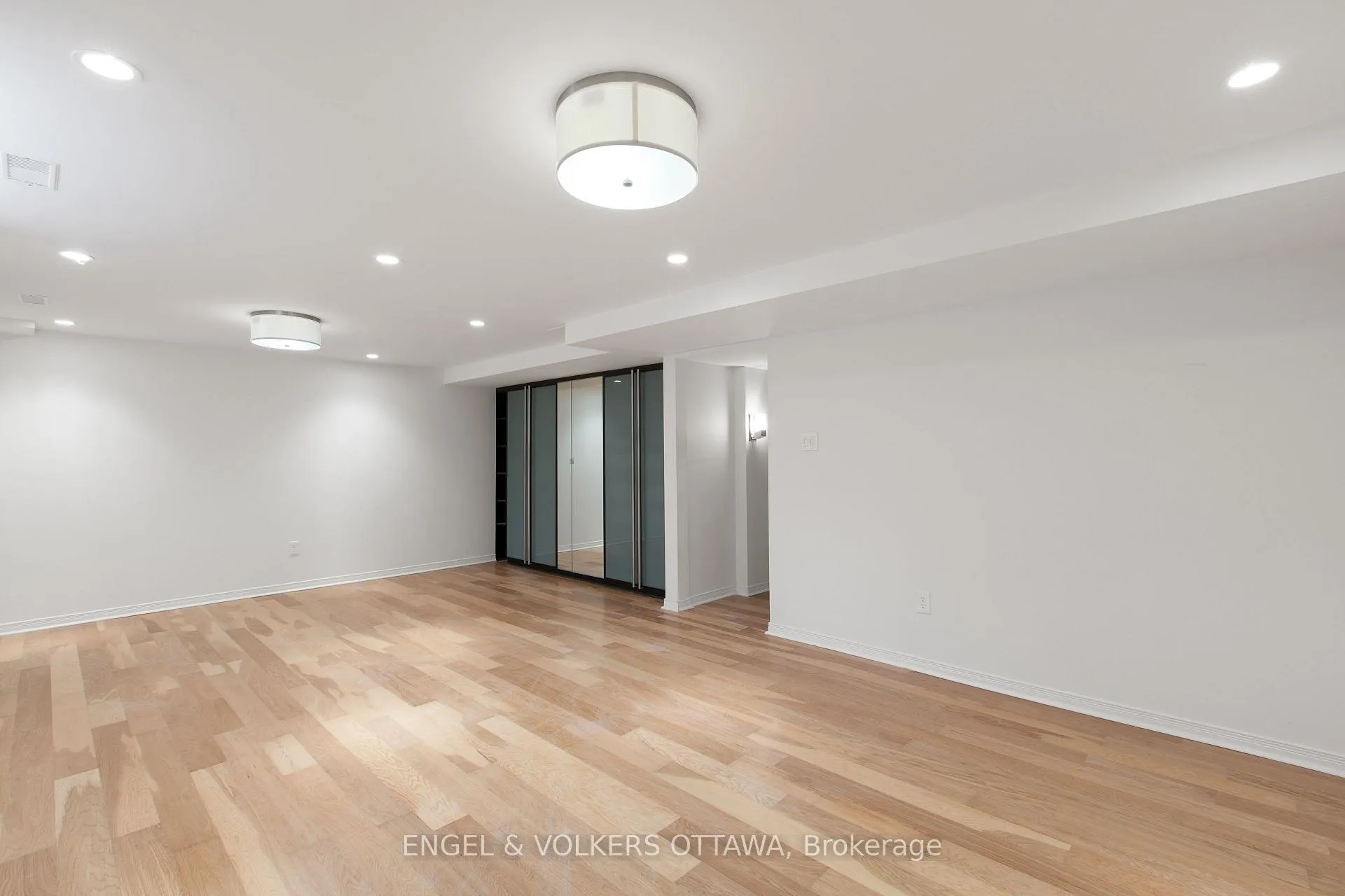 Photo 39 of 14 Gatesbury Street, Ottawa, Barrhaven - Longfields — HOMEH