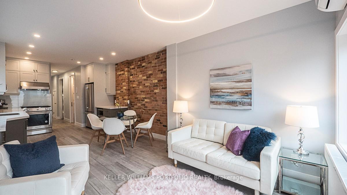 Photo 3 of Unit Unit 1, 207 Beatrice Street, Toronto, Palmerston-Little Italy — HOMEH