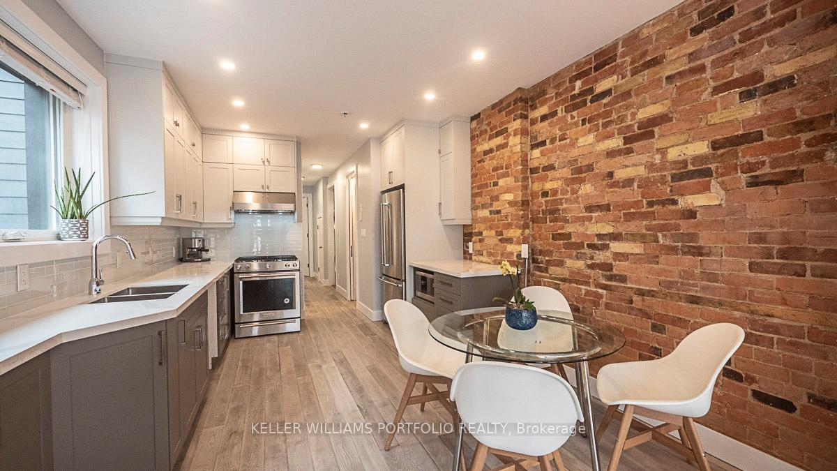 Photo 5 of Unit Unit 1, 207 Beatrice Street, Toronto, Palmerston-Little Italy — HOMEH