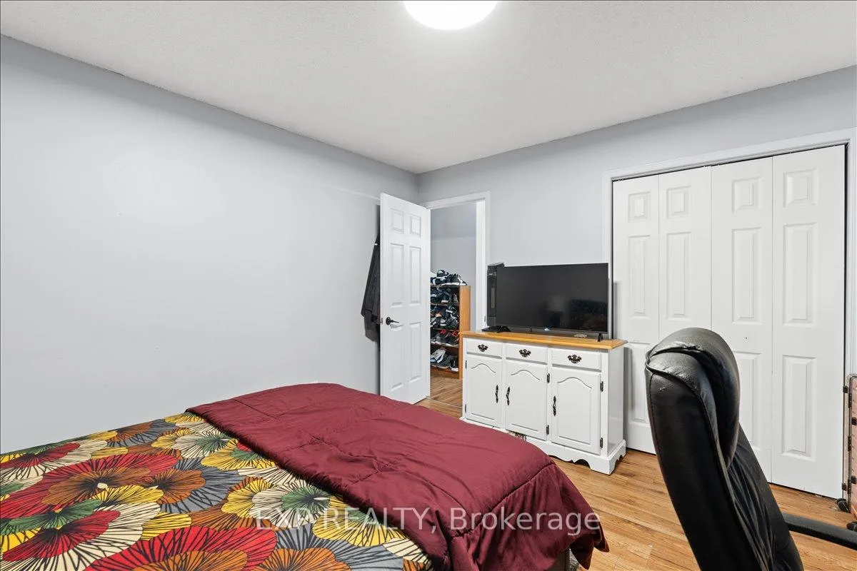 Photo 16 of Unit Upper, 3 Clifford Street, Belleville, Belleville Ward — HOMEH