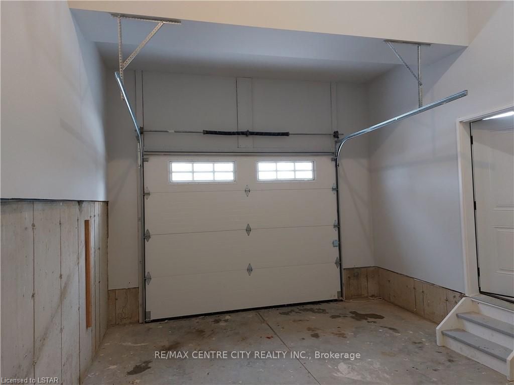 Photo 7 of Unit A - Lower, 9 Oak Street, Bayham, Vienna — HOMEH