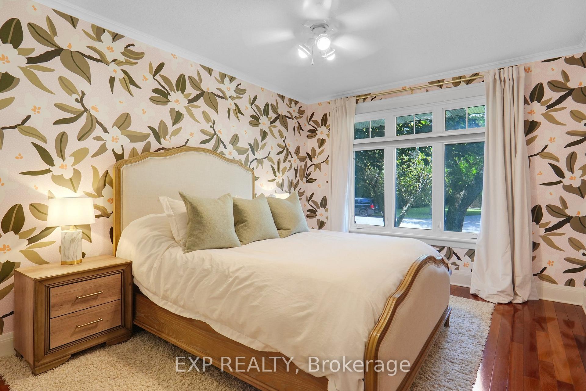 Photo 18 of 72 Delong Drive, Ottawa, Rothwell Heights — HOMEH