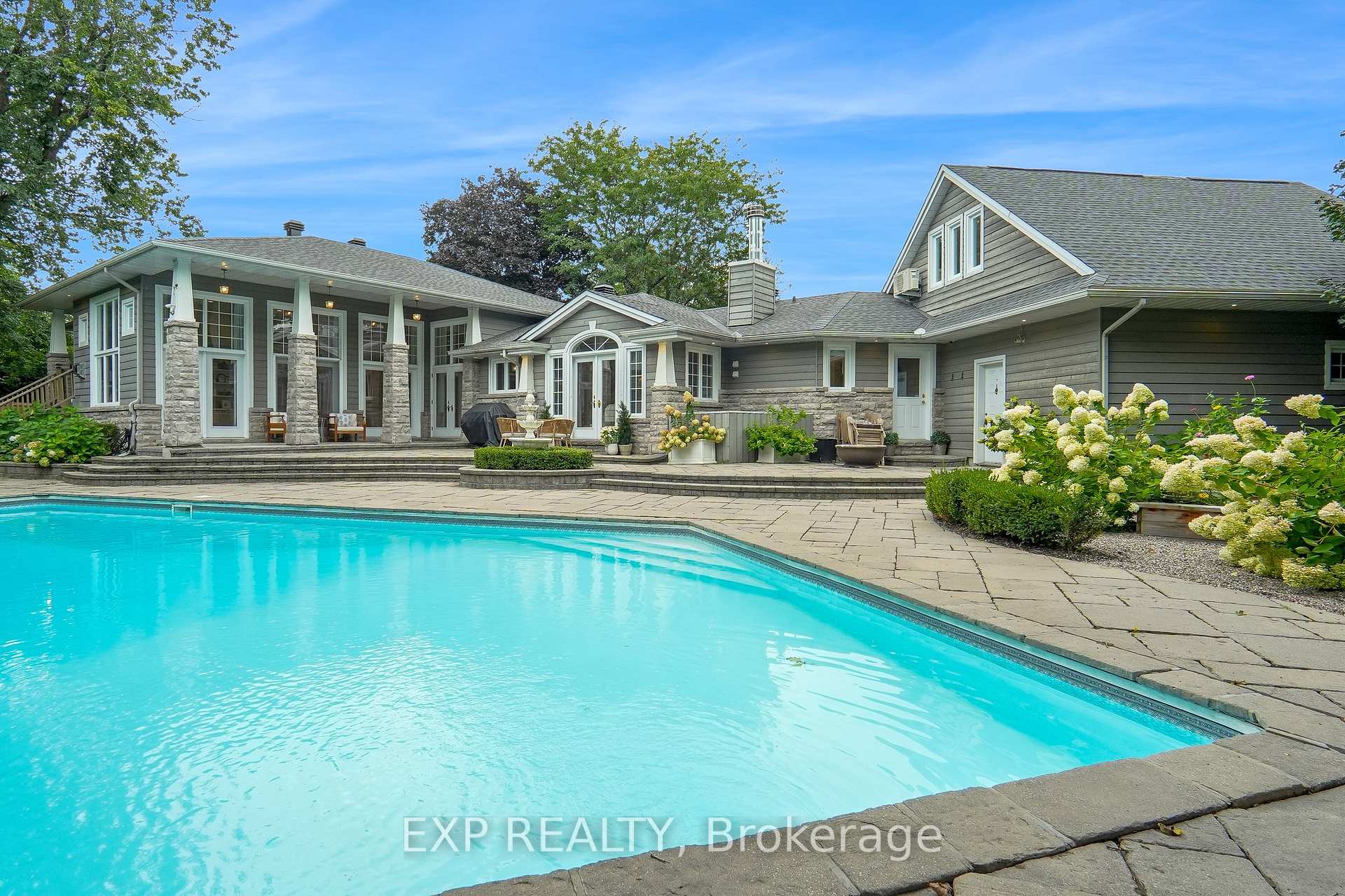 Photo 27 of 72 Delong Drive, Ottawa, Rothwell Heights — HOMEH