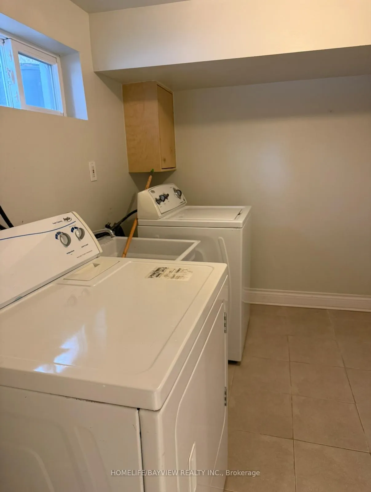 Photo 6 of 44 Richardson Drive, Aurora, Aurora Highlands — HOMEH