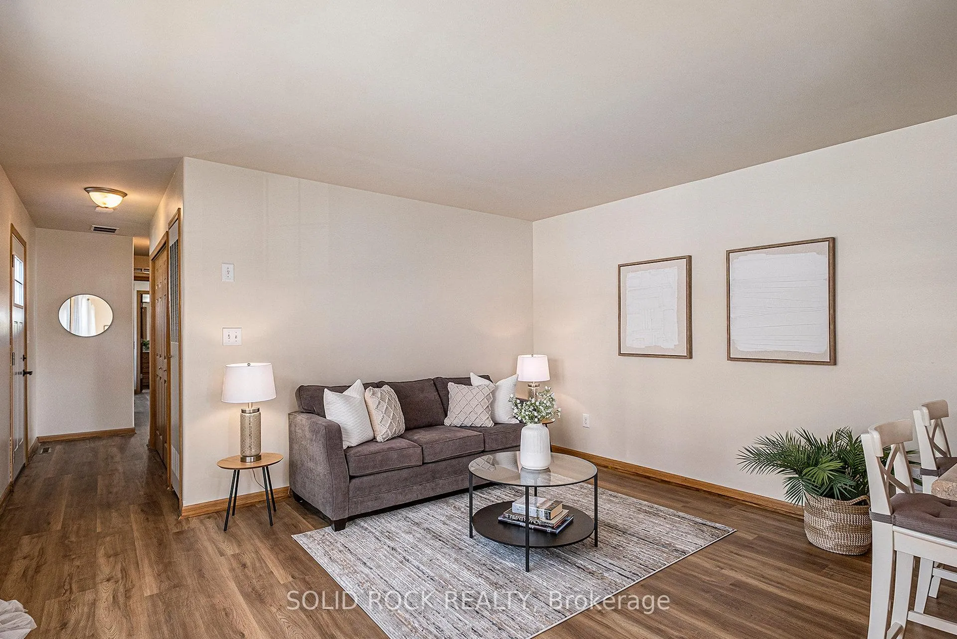 Photo 5 of 65 Vanier Road, Ottawa, Bellwood - Industrial Park — HOMEH