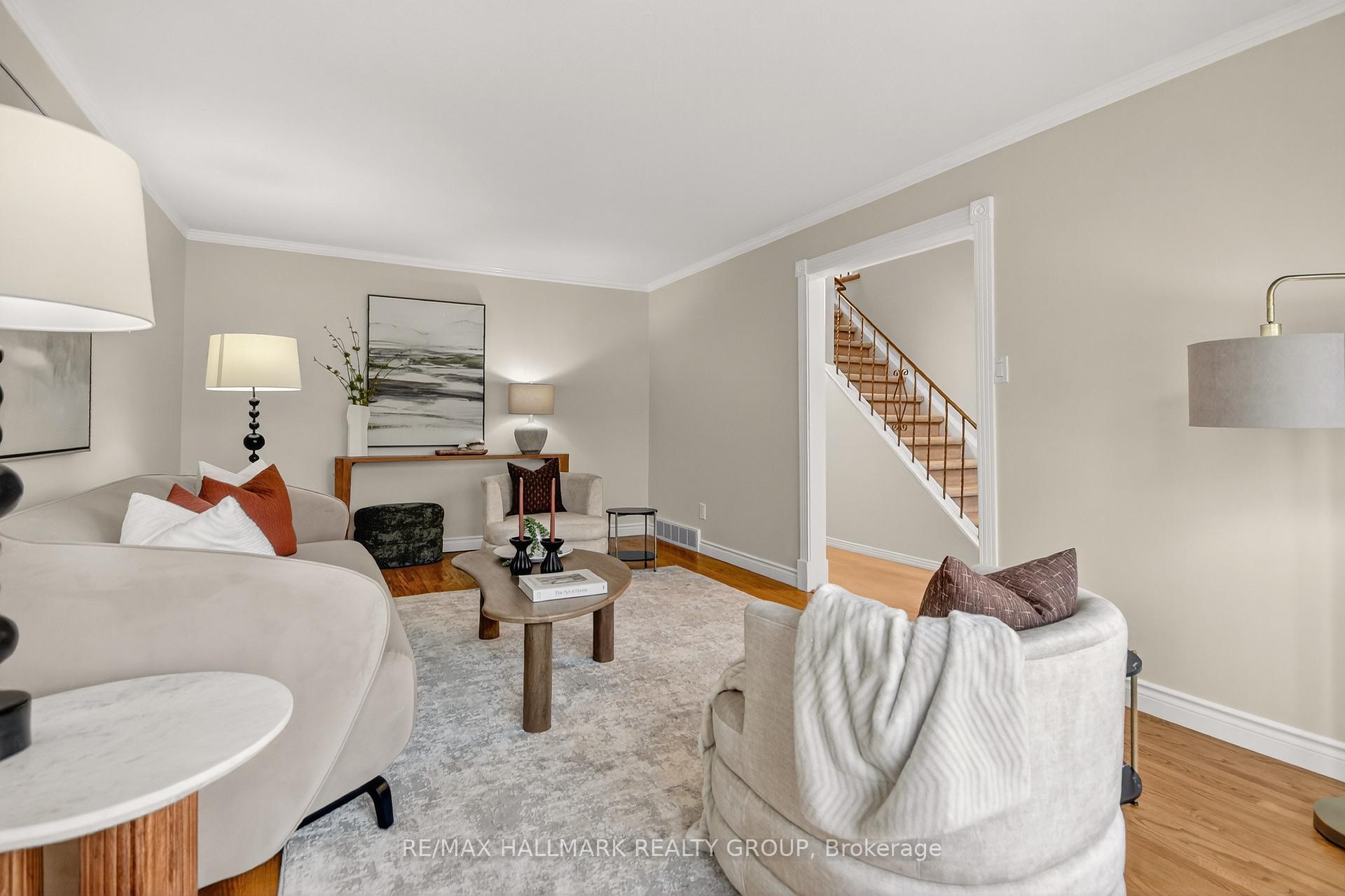 Photo 4 of 89 Westpark Drive, Ottawa, Blackburn Hamlet — HOMEH