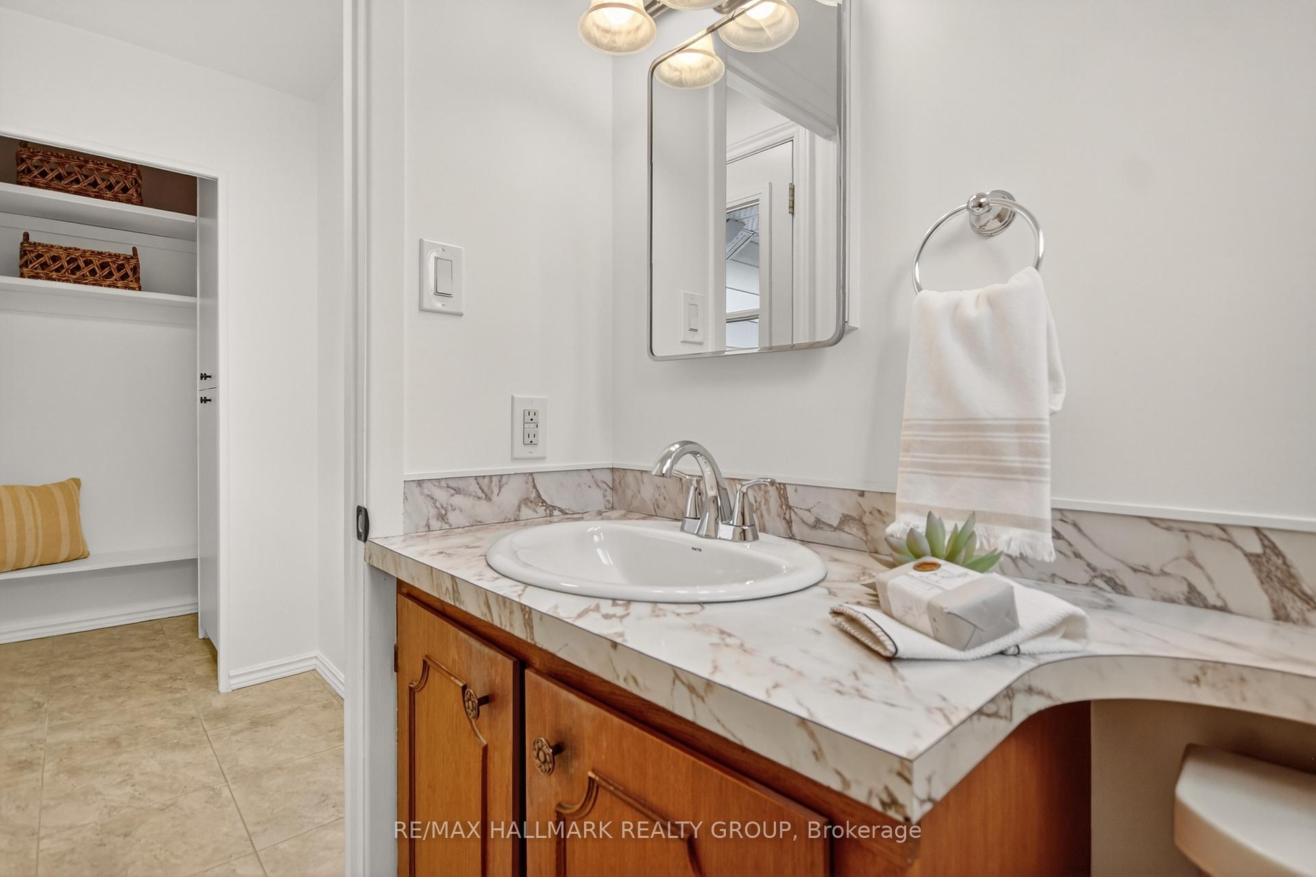 Photo 9 of 89 Westpark Drive, Ottawa, Blackburn Hamlet — HOMEH