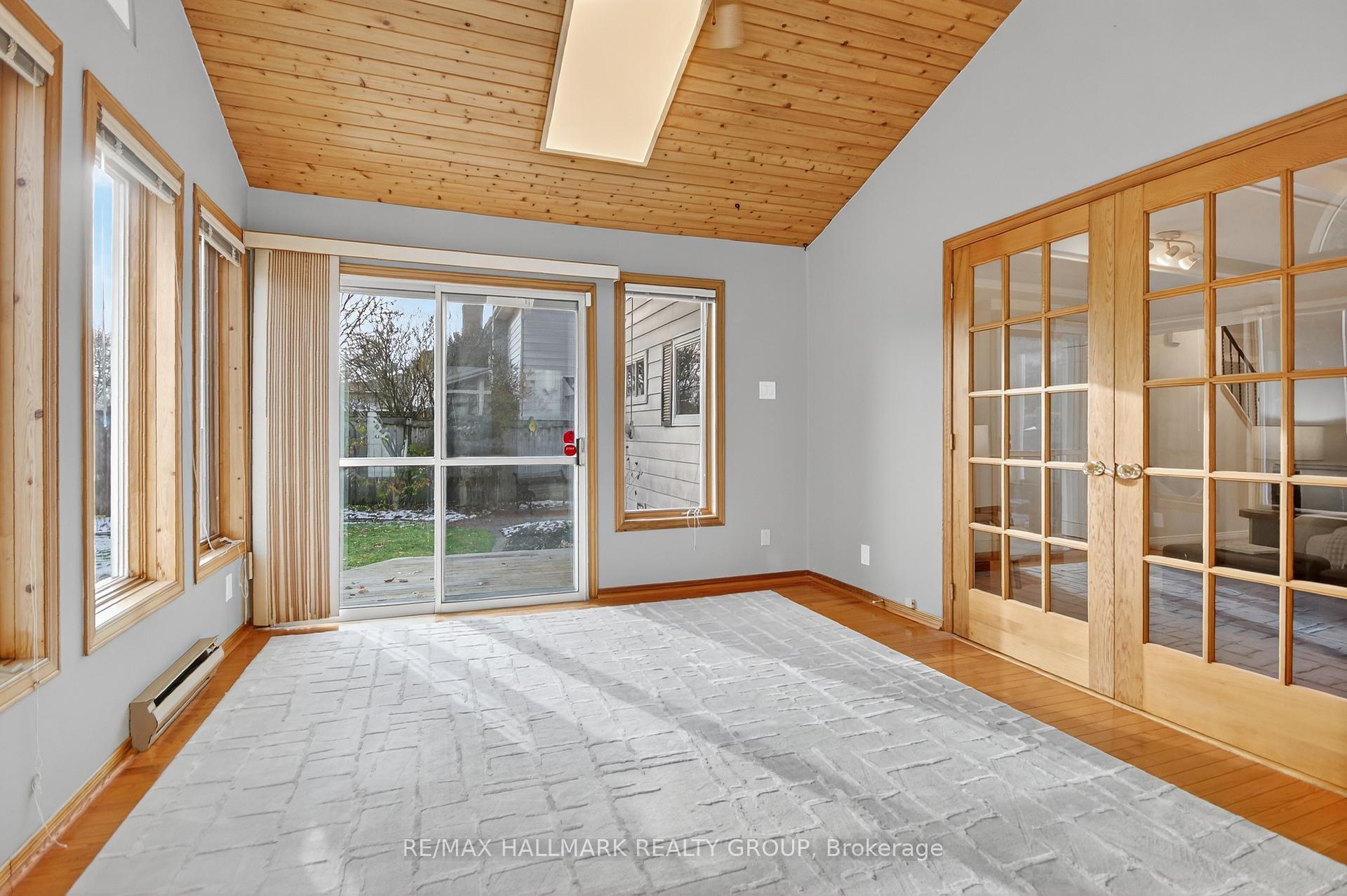 Photo 30 of 89 Westpark Drive, Ottawa, Blackburn Hamlet — HOMEH