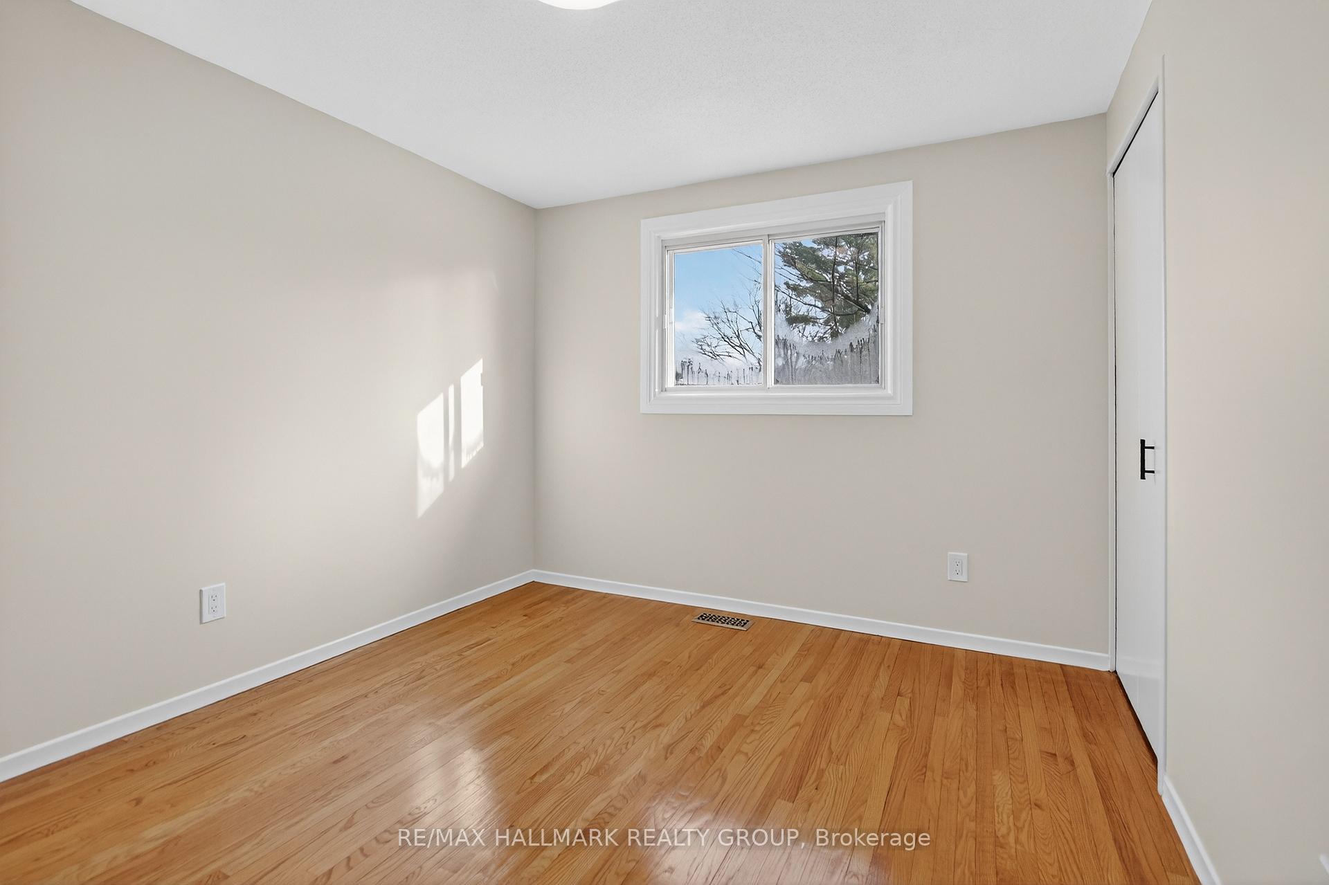 Photo 36 of 89 Westpark Drive, Ottawa, Blackburn Hamlet — HOMEH