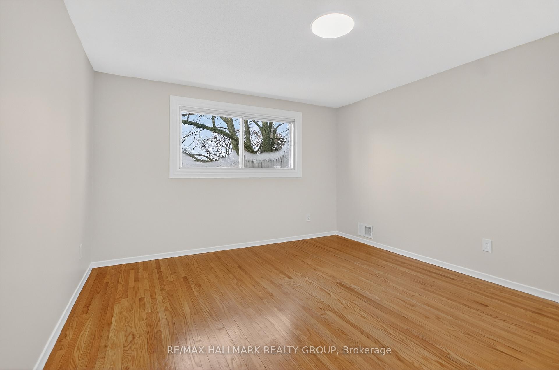 Photo 37 of 89 Westpark Drive, Ottawa, Blackburn Hamlet — HOMEH