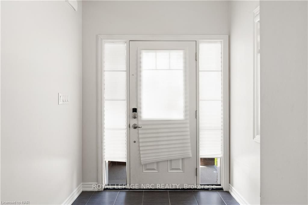 Photo 1 of 21 Elderberry Road, Thorold, Confederation Heights — HOMEH