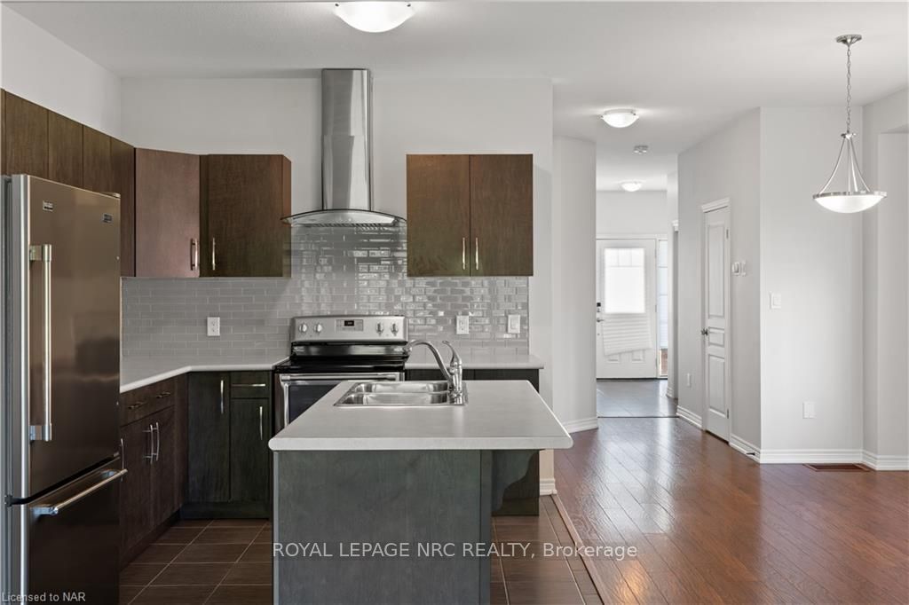 Photo 7 of 21 Elderberry Road, Thorold, Confederation Heights — HOMEH