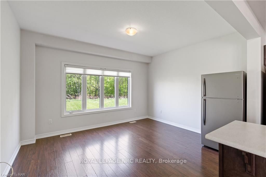 Photo 8 of 21 Elderberry Road, Thorold, Confederation Heights — HOMEH