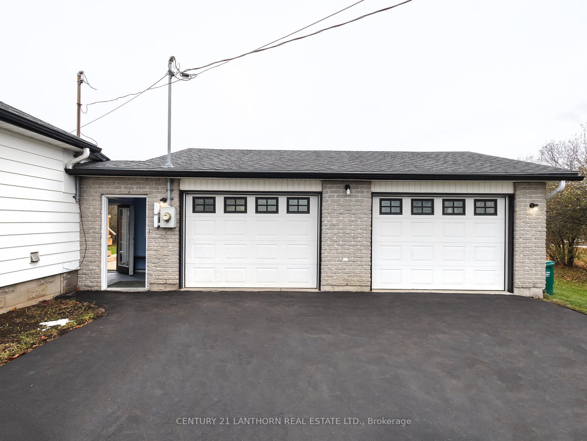 Photo 4 of 202 Casey Road, Belleville, Thurlow Ward — HOMEH