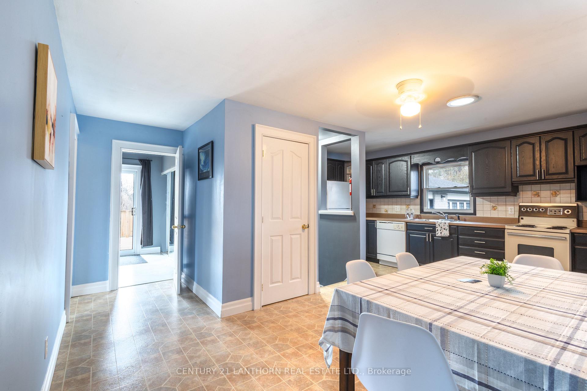 Photo 16 of 202 Casey Road, Belleville, Thurlow Ward — HOMEH