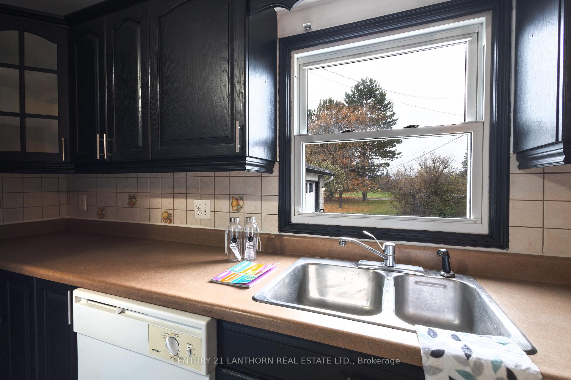 Photo 8 of 202 Casey Road, Belleville, Thurlow Ward — HOMEH