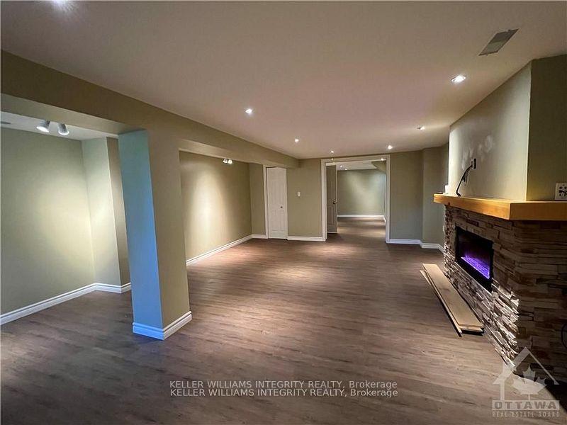 Photo 15 of 17 Grangemill Avenue, Ottawa, Lynwood Village — HOMEH