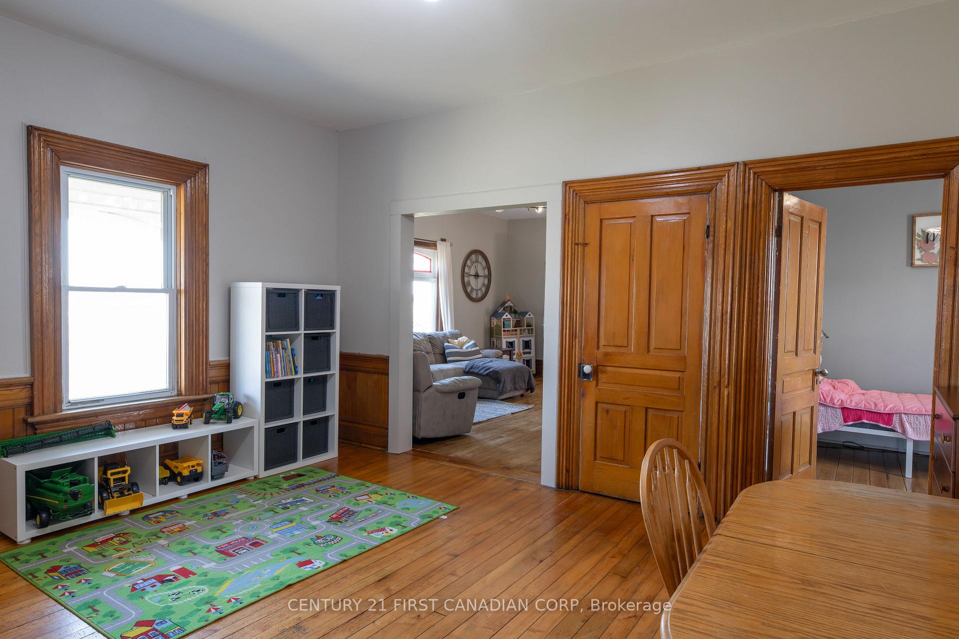 Photo 13 of 30159 Centre DR Road, Adelaide Metcalfe, Rural Adelaide Metcalfe — HOMEH