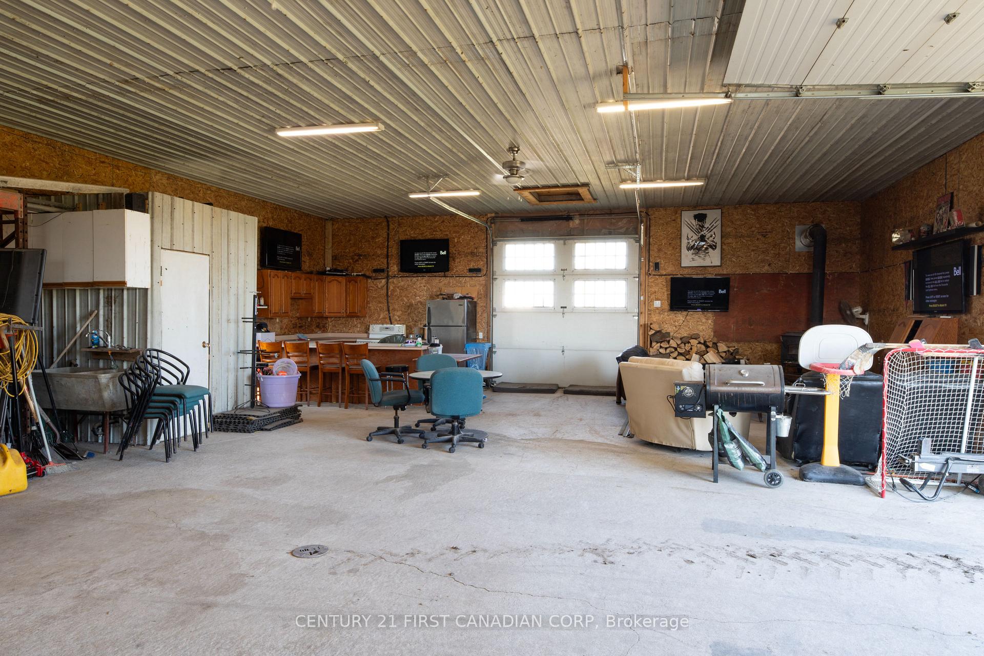 Photo 41 of 30159 Centre DR Road, Adelaide Metcalfe, Rural Adelaide Metcalfe — HOMEH