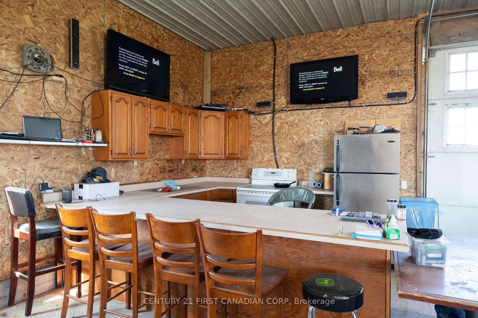 Photo 40 of 30159 Centre DR Road, Adelaide Metcalfe, Rural Adelaide Metcalfe — HOMEH