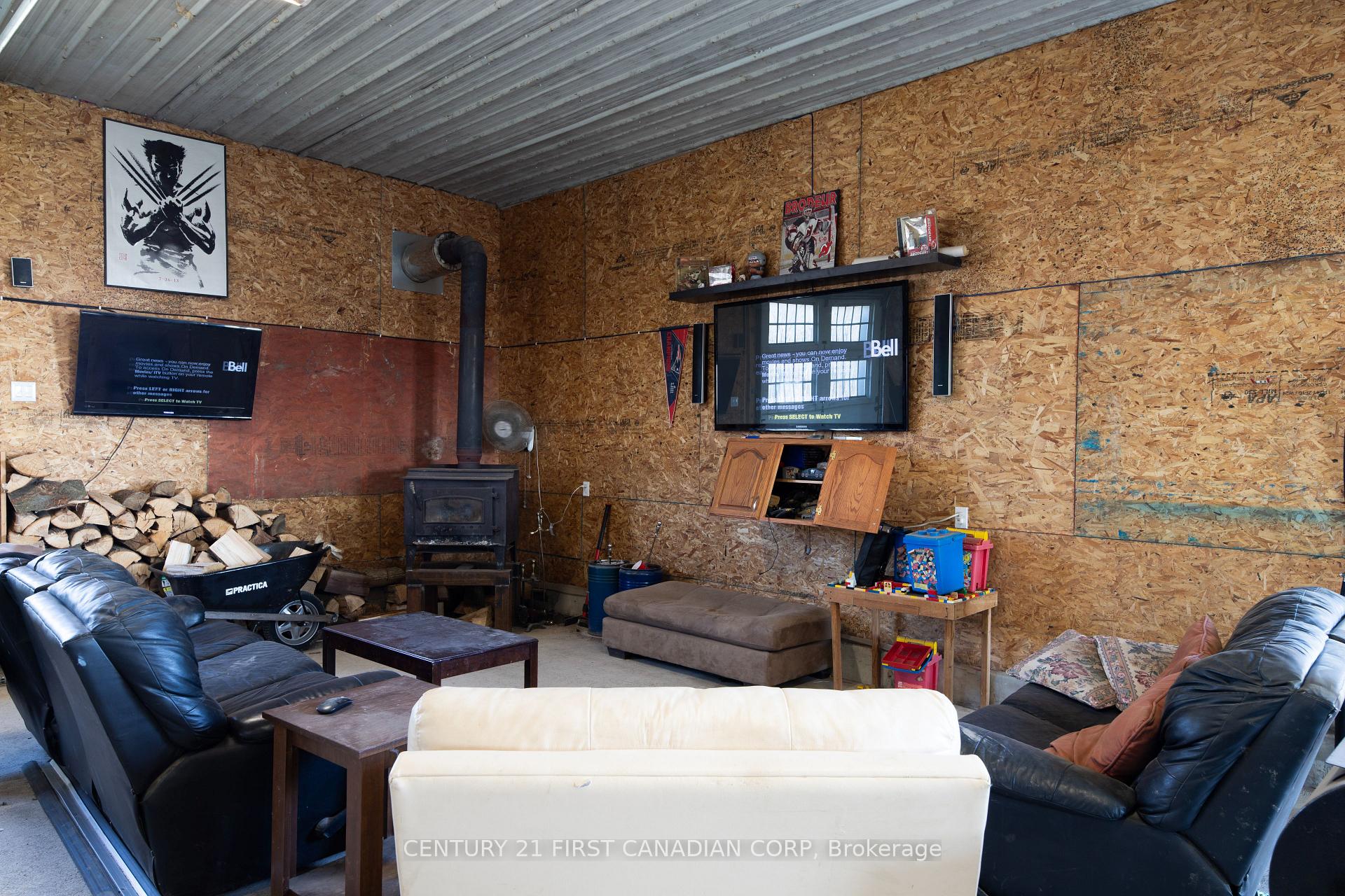 Photo 43 of 30159 Centre DR Road, Adelaide Metcalfe, Rural Adelaide Metcalfe — HOMEH