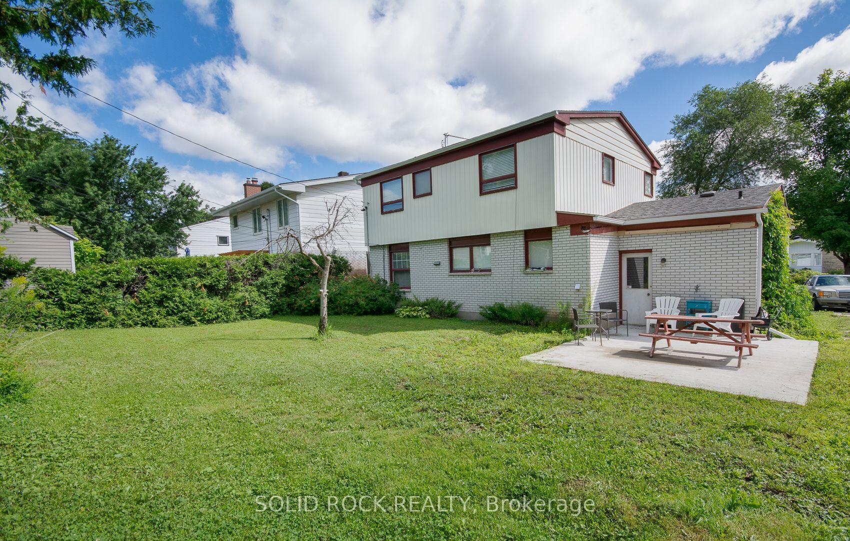 Photo 9 of 2994 Hyde Street, Ottawa, Riverside Park South — HOMEH